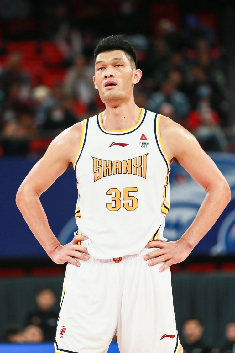 手感不佳！葛昭寶全場8投1中得到2分2籃板2助攻