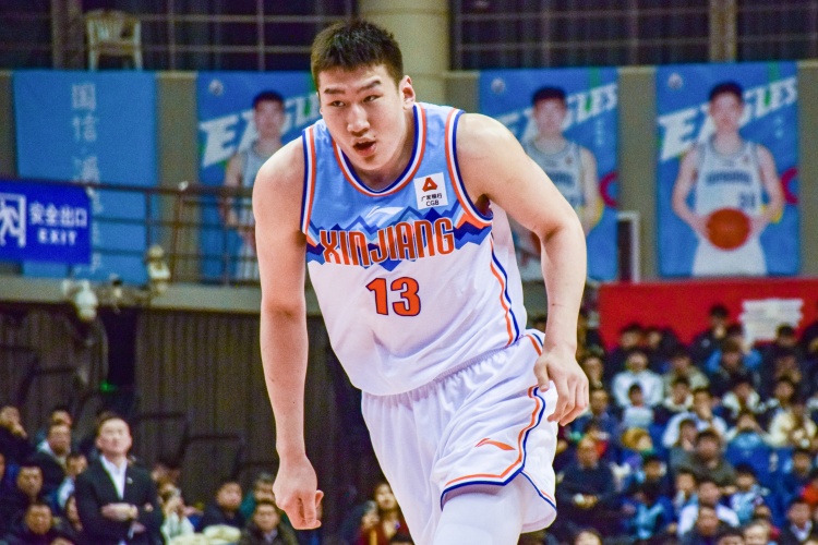 高效輸出！李炎哲半場7中5拿到12分2板1助1斷2帽